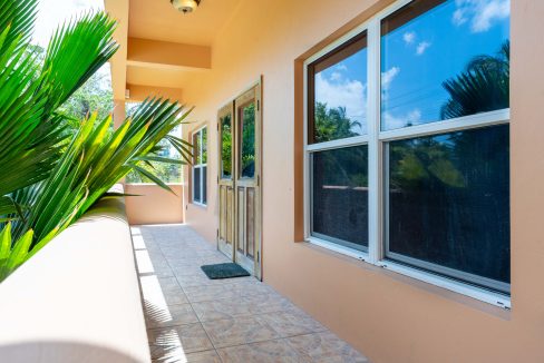 Tres Cocos Duplex-16