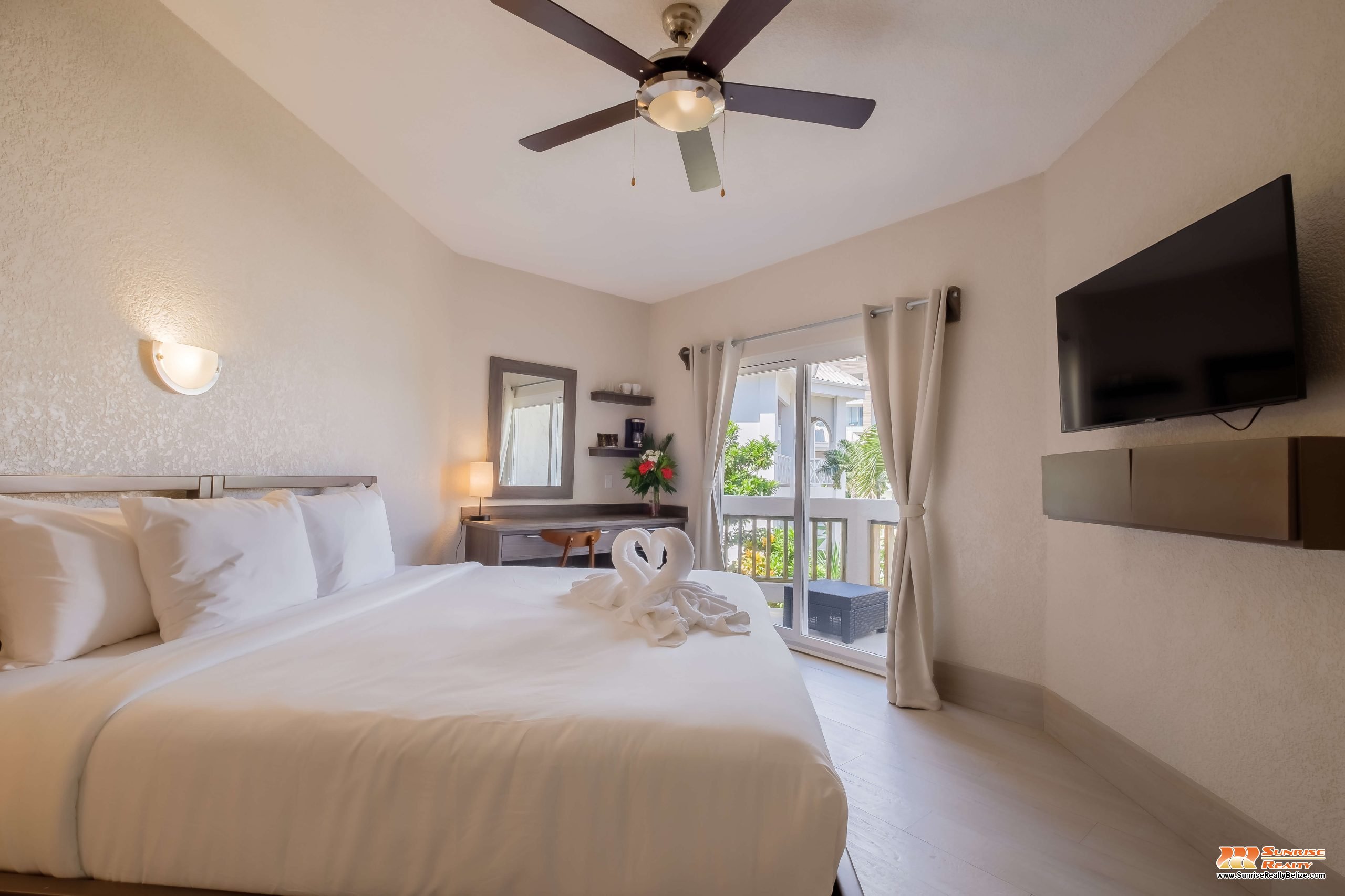 Hotel Suites at Bananas on the Beach – 2-207 Ground Level