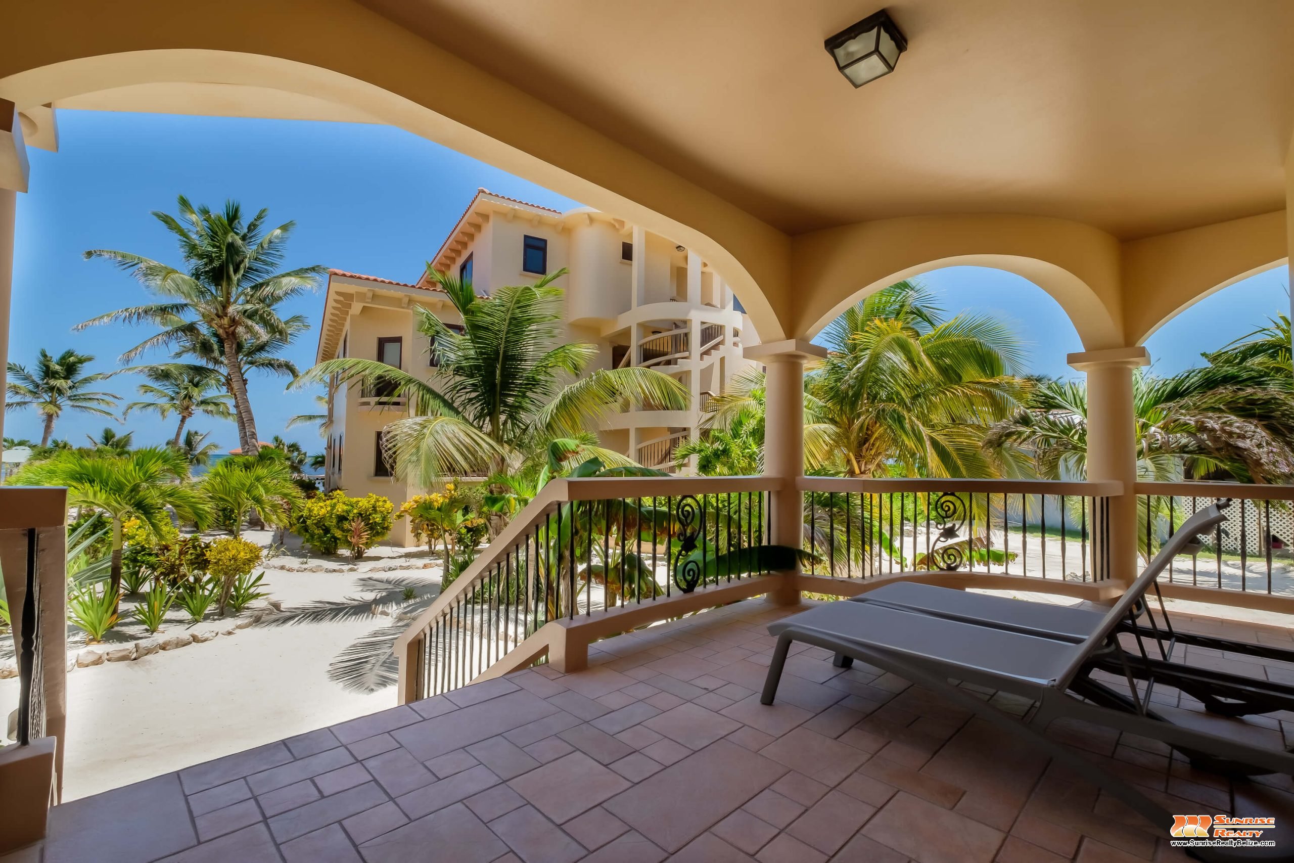 Coco Beach Resort Seaview Suite