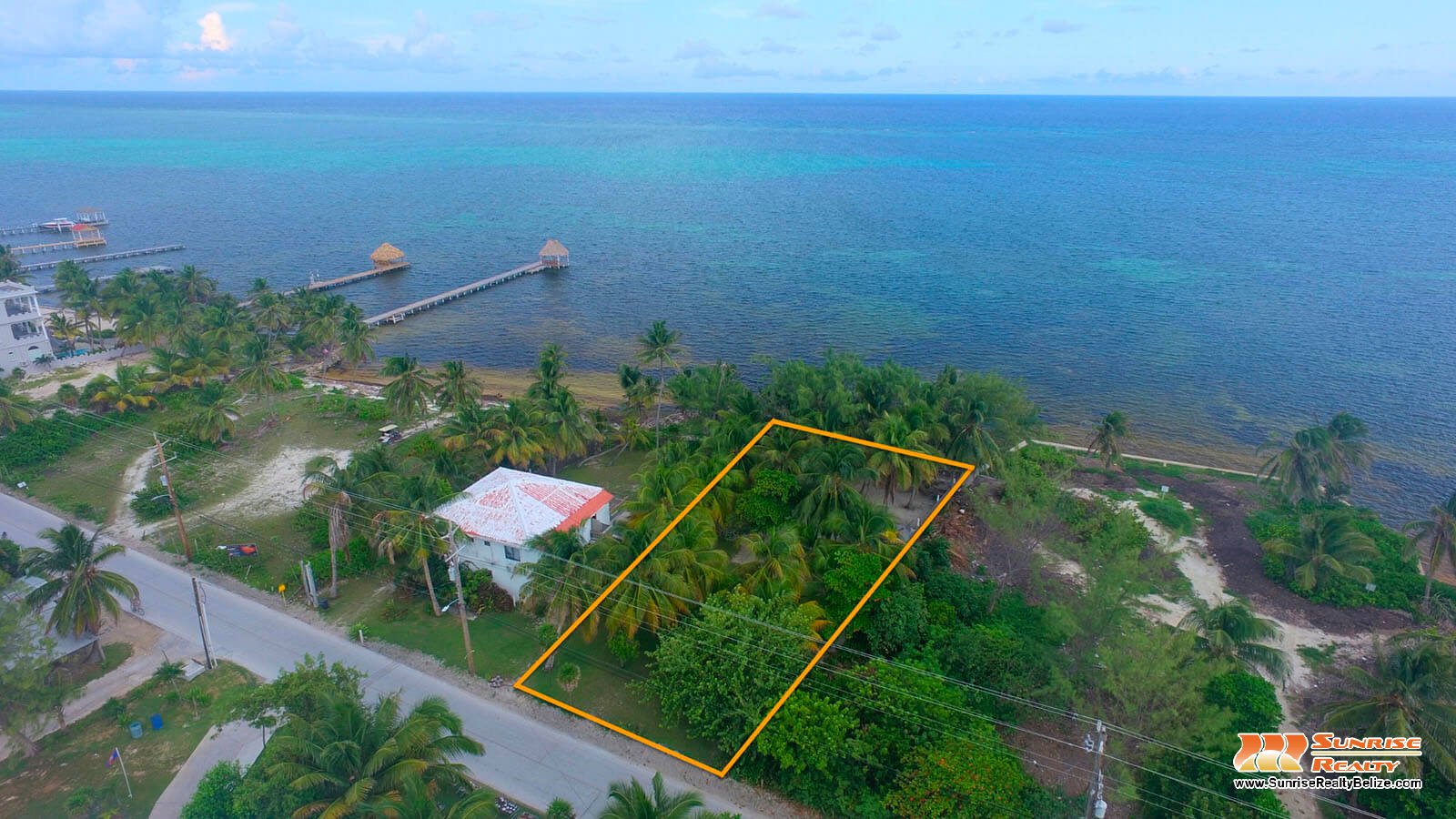 Tres Cocos Beachfront Property