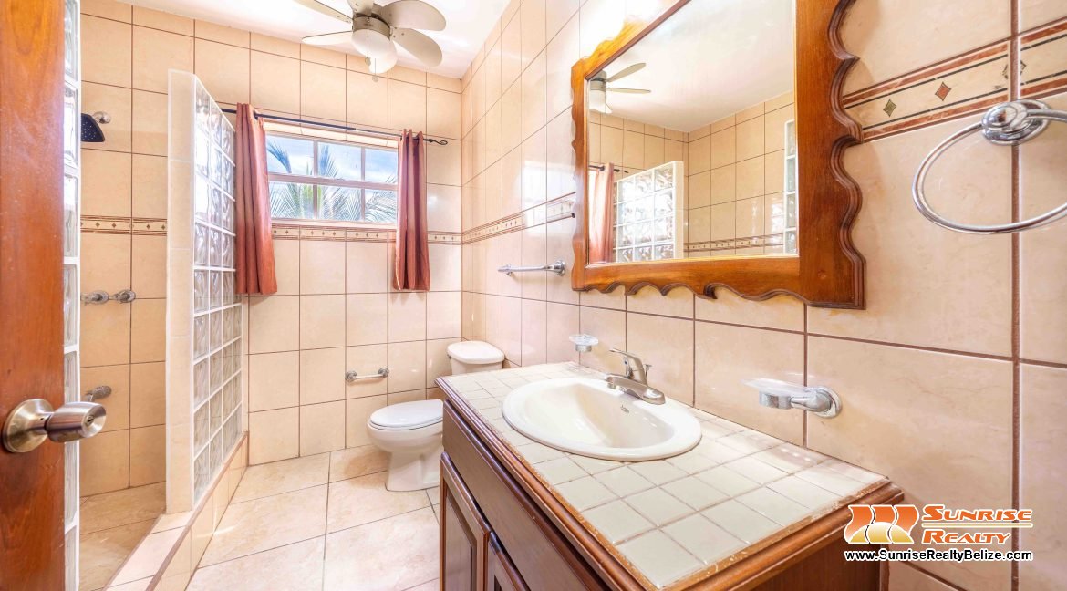 Ambergris Lake Villas B6-14