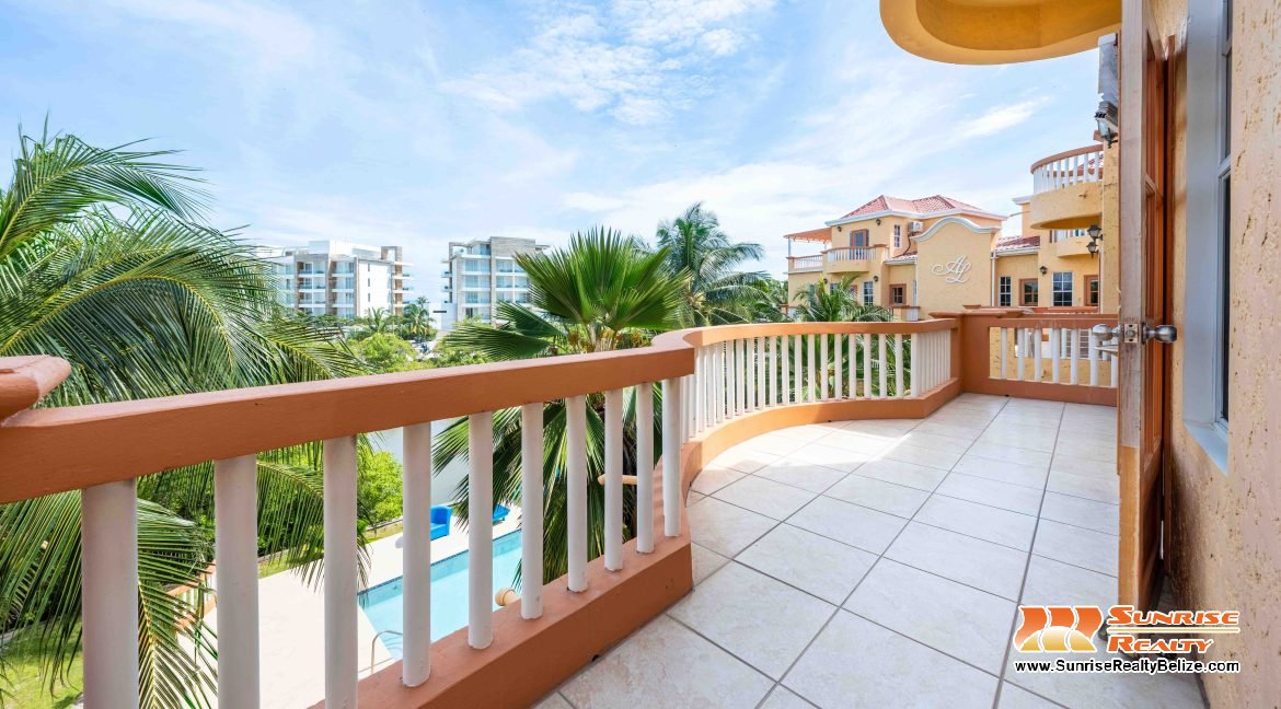 Ambergris Lake Villas B6-18