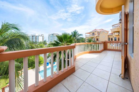 Ambergris Lake Villas B6-18