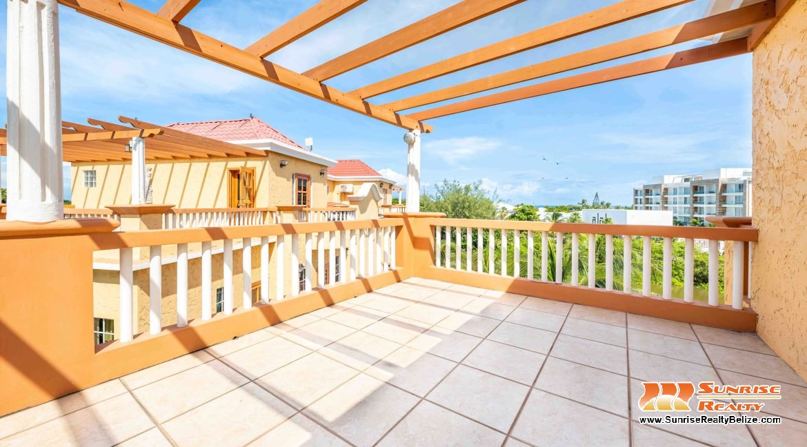 Ambergris Lake Villas B6-33