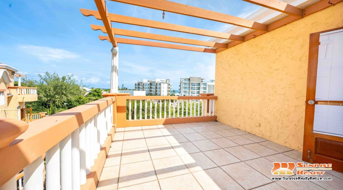 Ambergris Lake Villas B6-34