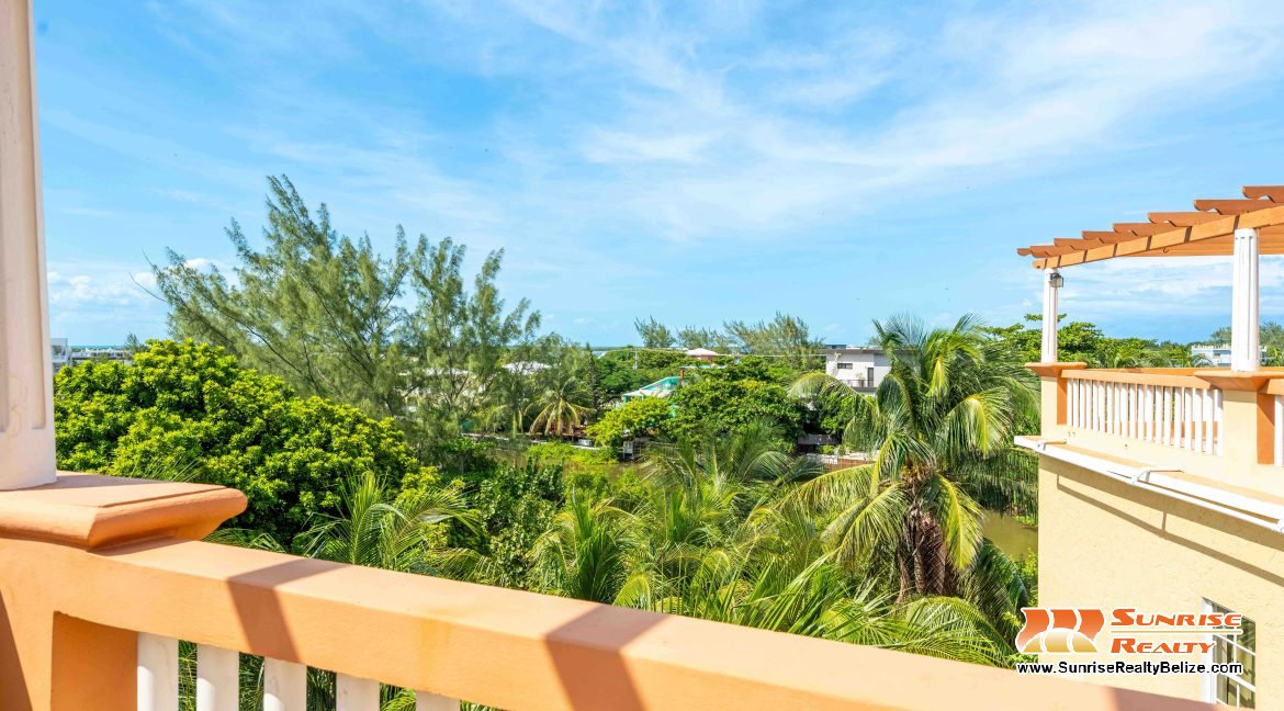 Ambergris Lake Villas B6-38