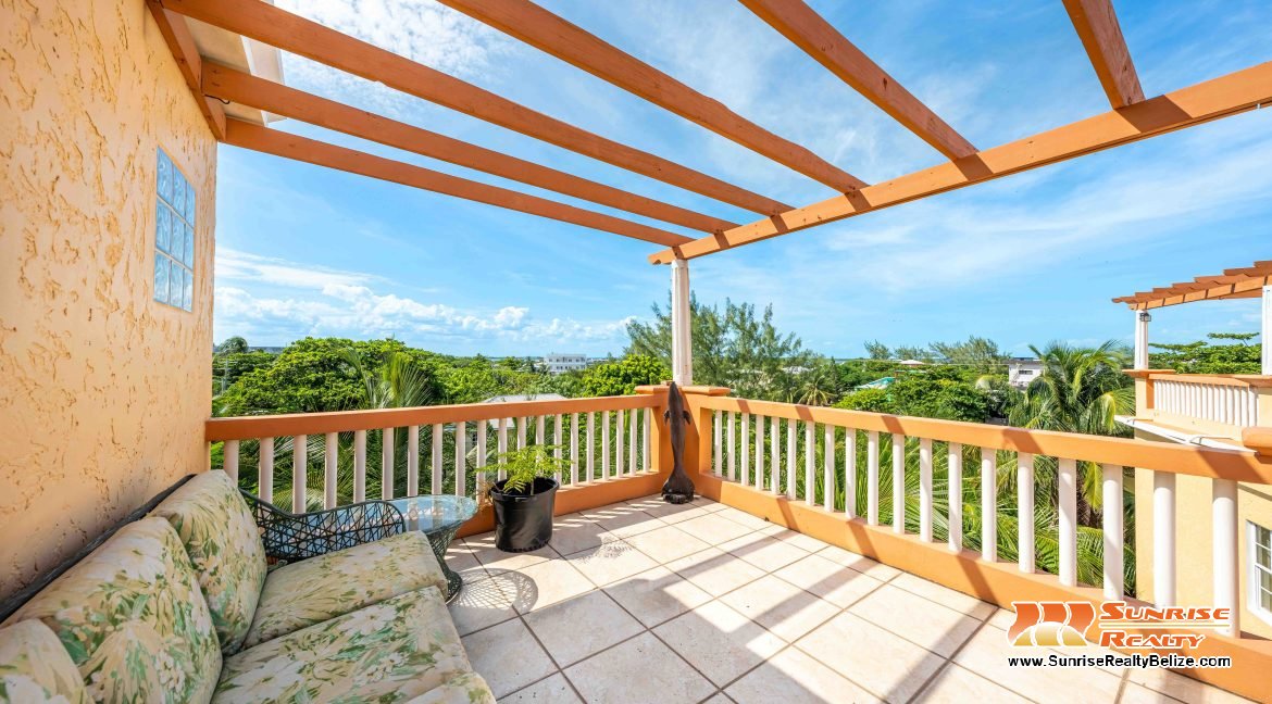 Ambergris Lake Villas B6-39