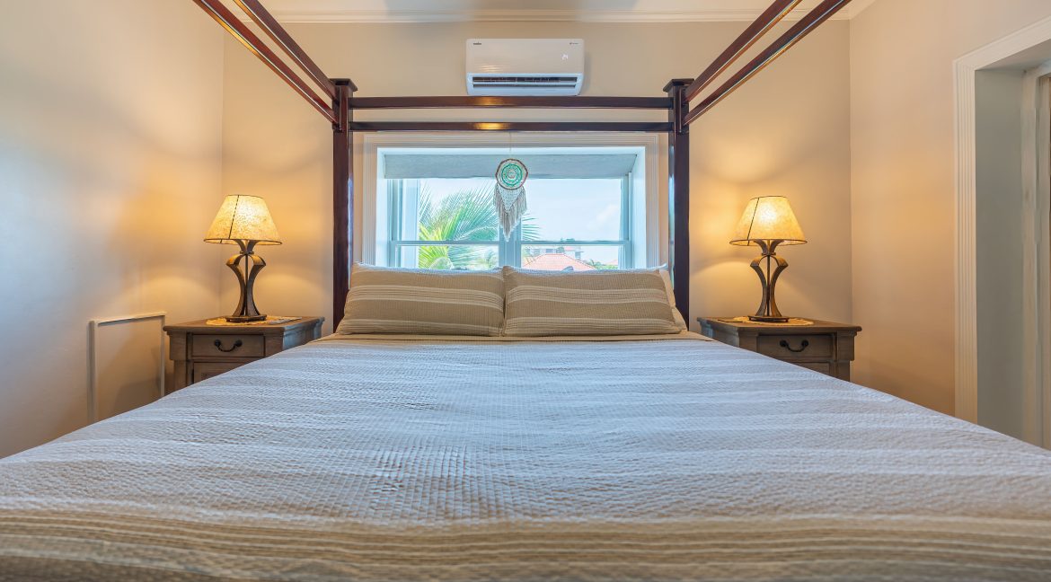 Oceanaire-35