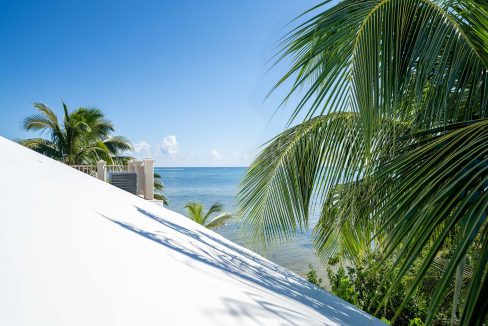 bermuda-landing-b5-24