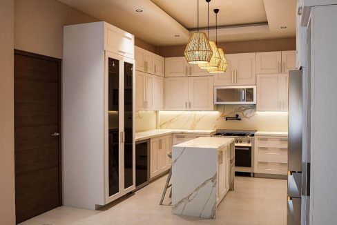 las-uvas-residences-luxury-condos-10