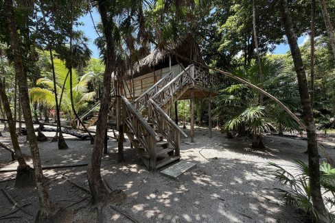 el-rancho-en-los-cocos-36